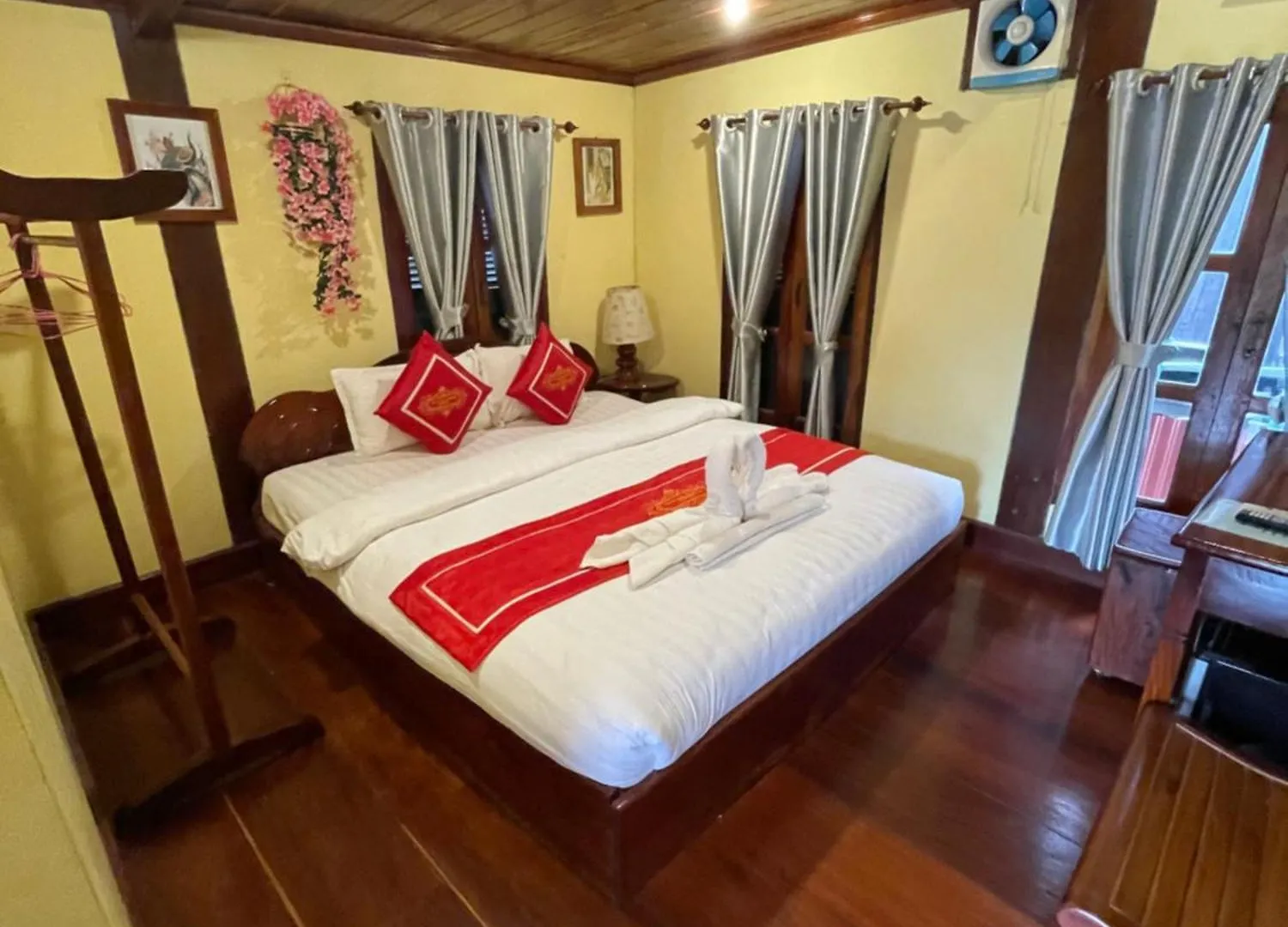 Luang Prabang - Villa Ouis Namkhan Riverside 2