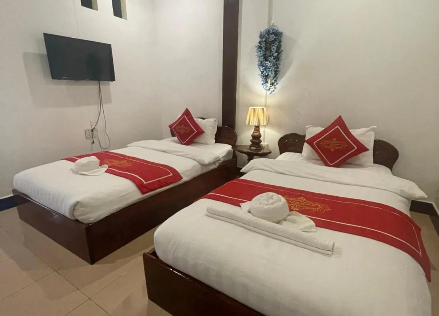 Luang Prabang - Villa Ouis Namkhan Riverside 2 3*, Luang Prabang Laos